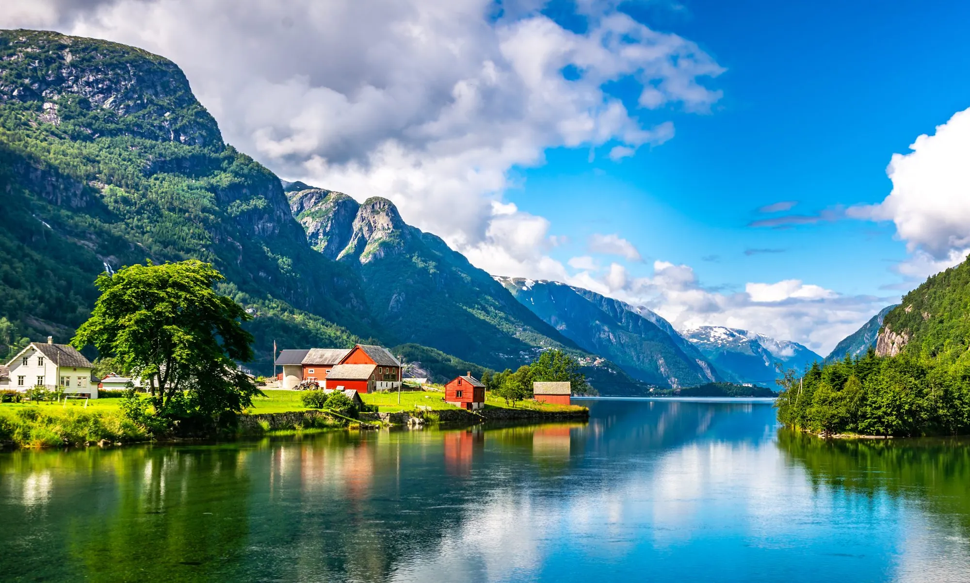 fjord och by fjord och by